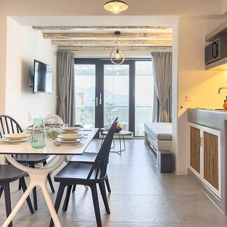 Aelia Suites Адамас Экстерьер фото